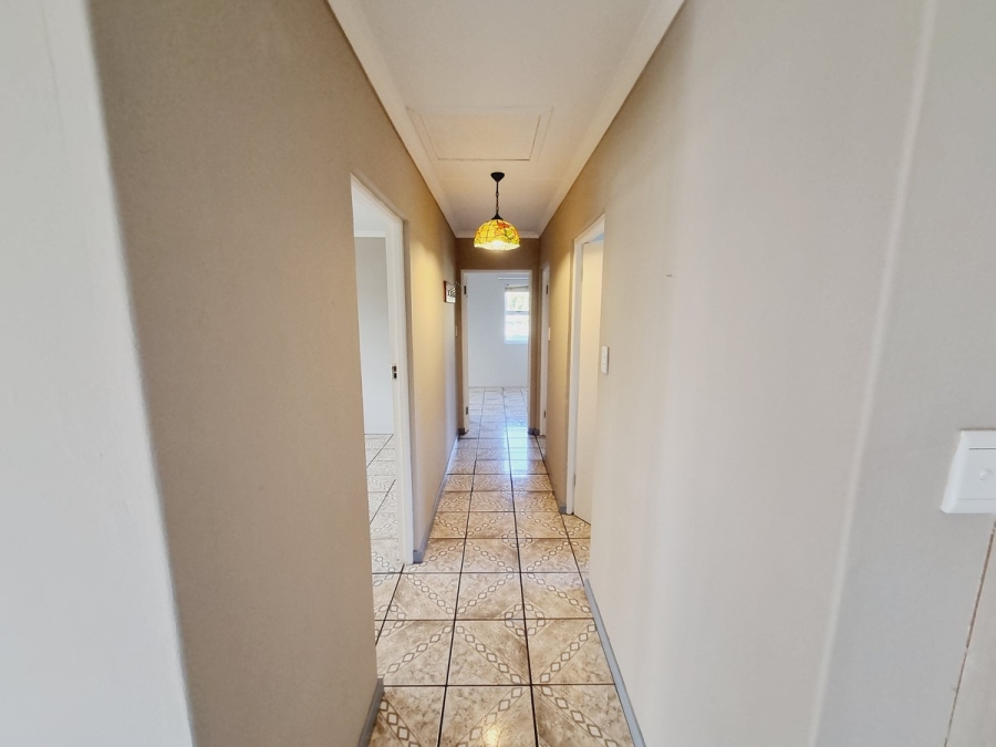 3 Bedroom Property for Sale in Stilbaai Wes Western Cape